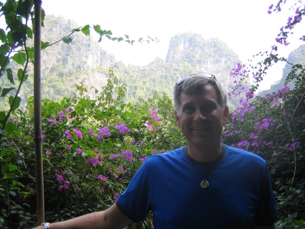 Halong Bay Vietnam - Boat Cruise